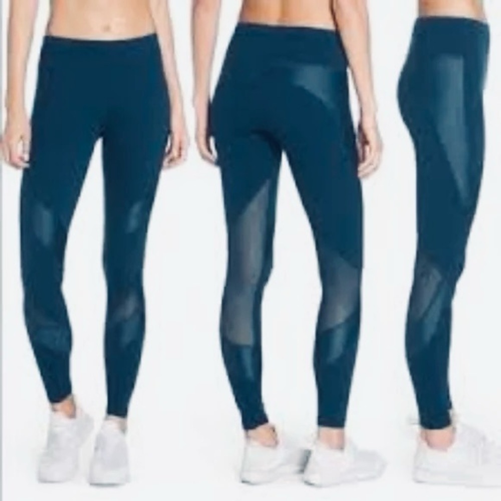 Sweaty Betty London The Power Navy Contoured Cropped Crop Leggings Size Small S